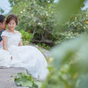 【花嫁色彩学】ウェディングドレスの色に秘められた意味を知ろう！
